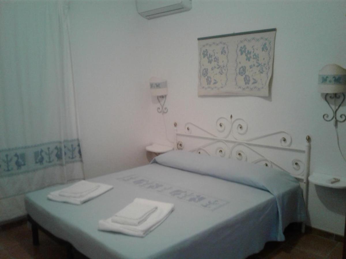 Residence Spiaggia Bianca Golfo Aranci Zewnętrze zdjęcie