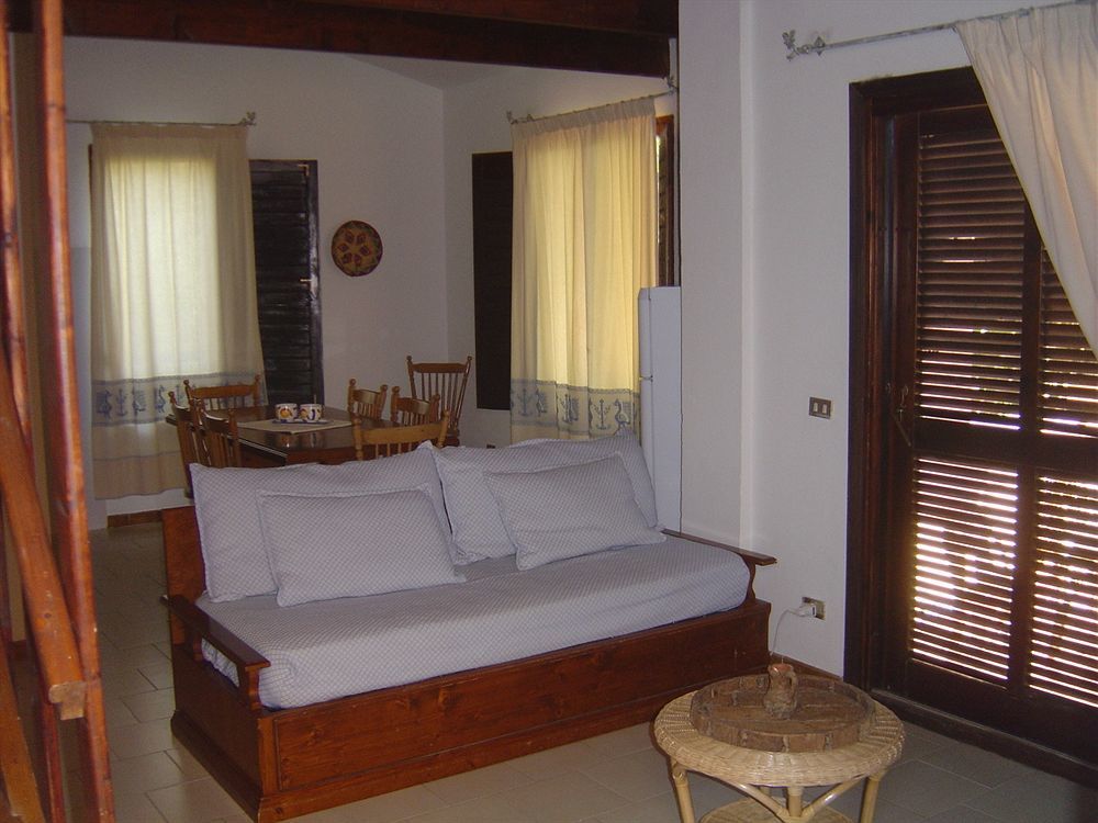 Residence Spiaggia Bianca Golfo Aranci Zewnętrze zdjęcie