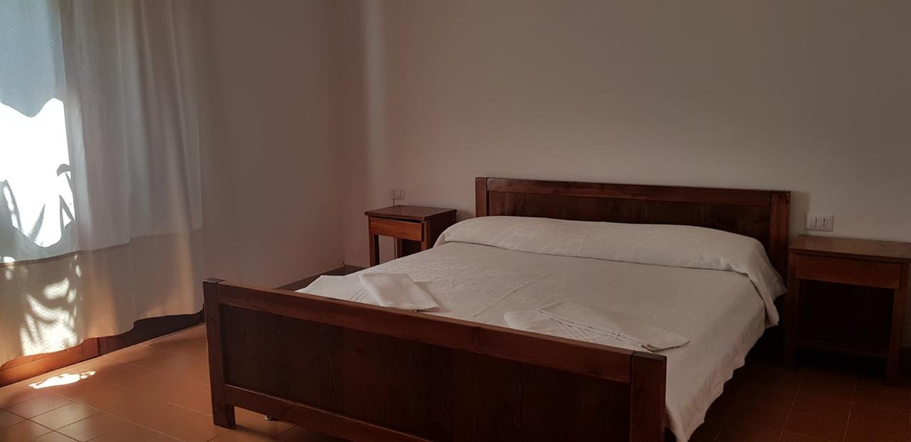 Residence Spiaggia Bianca Golfo Aranci Zewnętrze zdjęcie