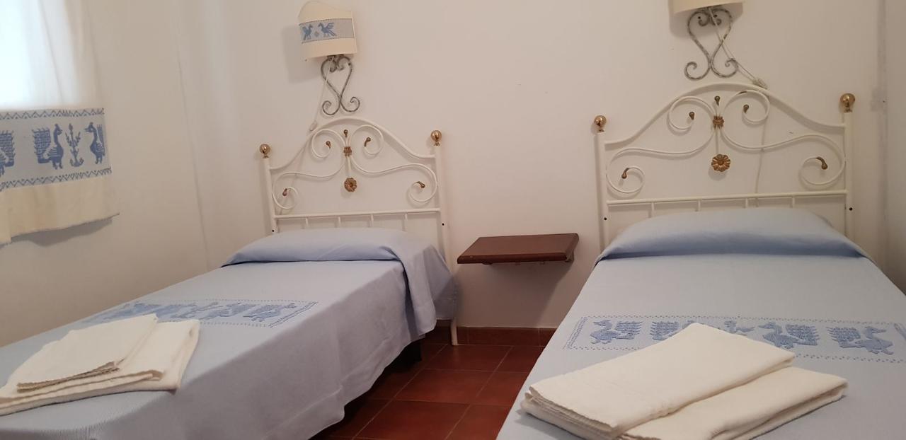 Residence Spiaggia Bianca Golfo Aranci Zewnętrze zdjęcie